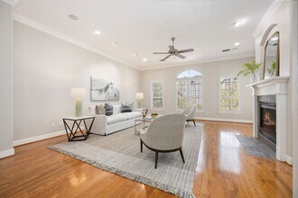 224 Birdsall St in Houston, TX - Building Photo - Building Photo