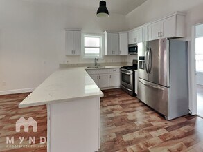 1064 30th St in Oakland, CA - Building Photo - Building Photo