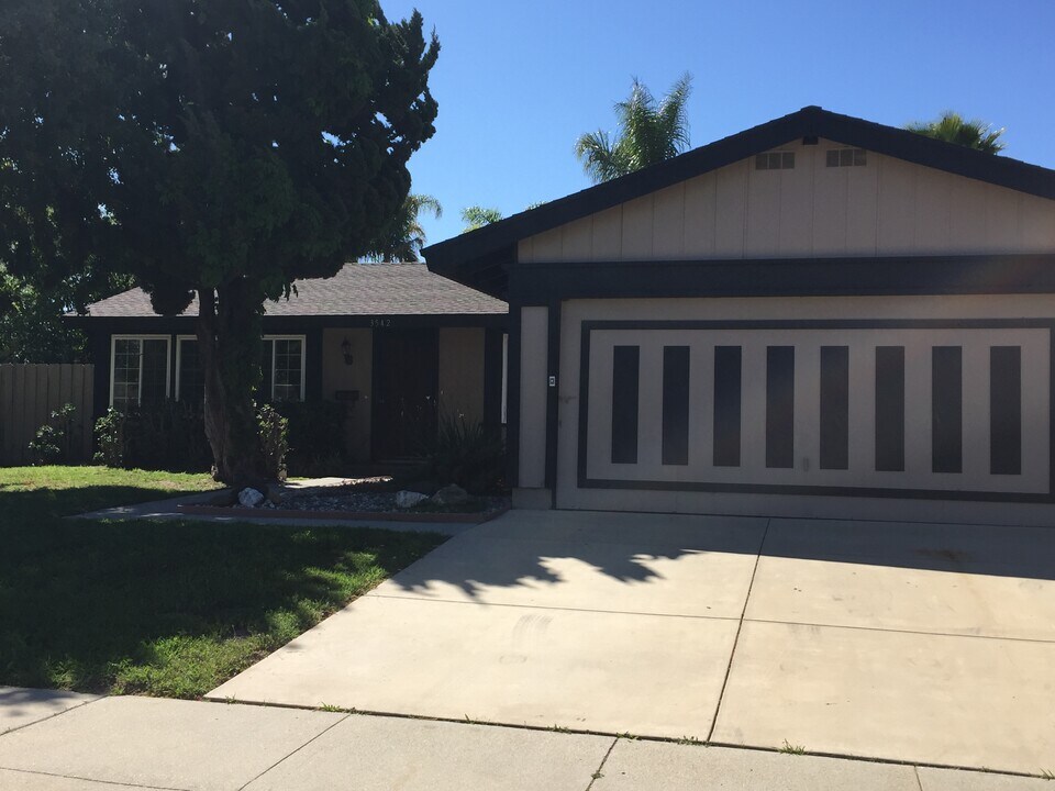 3542 Germain St in Camarillo, CA - Building Photo