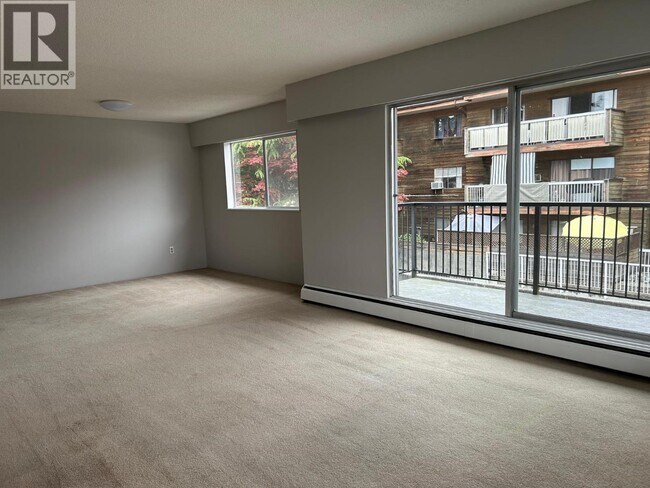 11933-11223 223 St in Maple Ridge, BC - Building Photo - Building Photo