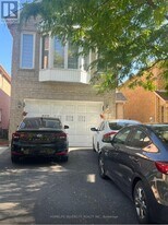 63 Cedarwood Cres in Brampton, ON - Building Photo