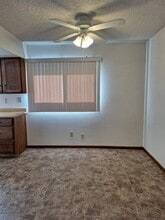 1305 Galeta Ave, Unit C in Norfolk, NE - Building Photo - Building Photo