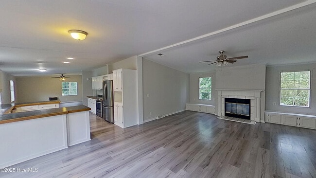property at 20 Deer Ridge Dr W
