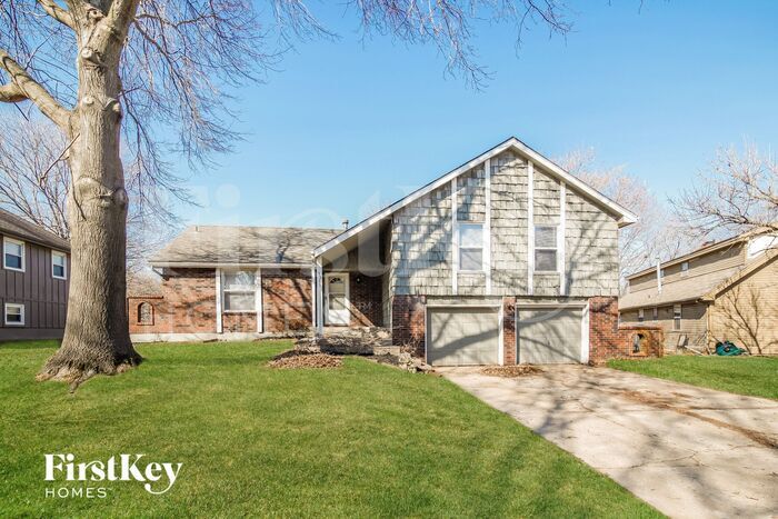 1301 SW 20 St in Blue Springs, MO - Building Photo