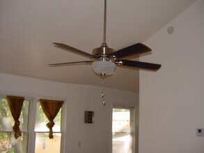 214 19th St N, Unit 1 in St. Petersburg, FL - Building Photo - Building Photo
