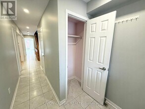 92 Guinevere Rd in Markham, ON - Building Photo - Building Photo