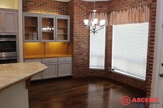 12217 Tule River Way in Bakersfield, CA - Building Photo - Building Photo