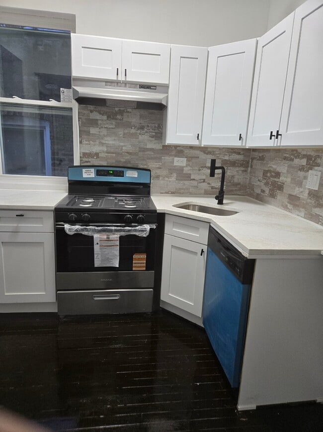 property at 6229 S Bishop St