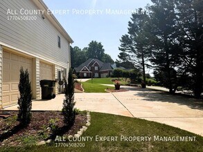 5760 Charleston Ln in Cumming, GA - Building Photo - Building Photo
