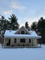 11 Brookstone Ln in Madison, NH - Building Photo