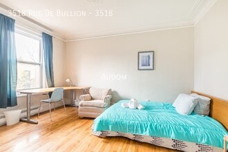 3518 Rue De Bullion in Montréal, QC - Building Photo - Building Photo