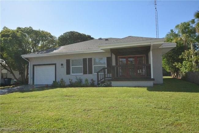 225 Micco Ave in Sebring, FL - Building Photo - Building Photo