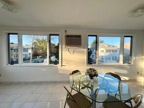 40-42-42 Dartmouth St in Arlington, MA - Building Photo - Building Photo