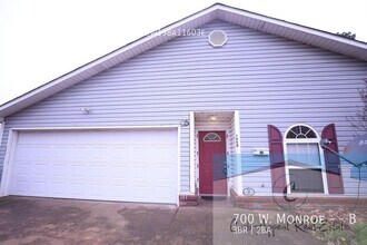 700 W Monroe Ave-Unit -B in Jonesboro, AR - Building Photo - Building Photo