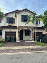 3405 SE 1st St in Homestead, FL - Building Photo