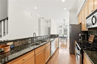 1258 DeKalb Ave NE, Unit 603 in Atlanta, GA - Building Photo - Building Photo