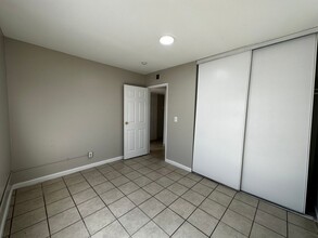 3400 E Honduras Pl in North Las Vegas, NV - Building Photo - Building Photo