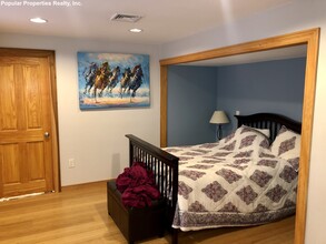 80 York Ter in Brookline, MA - Building Photo - Building Photo
