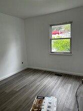 80 Regis Dr in Staten Island, NY - Building Photo - Building Photo