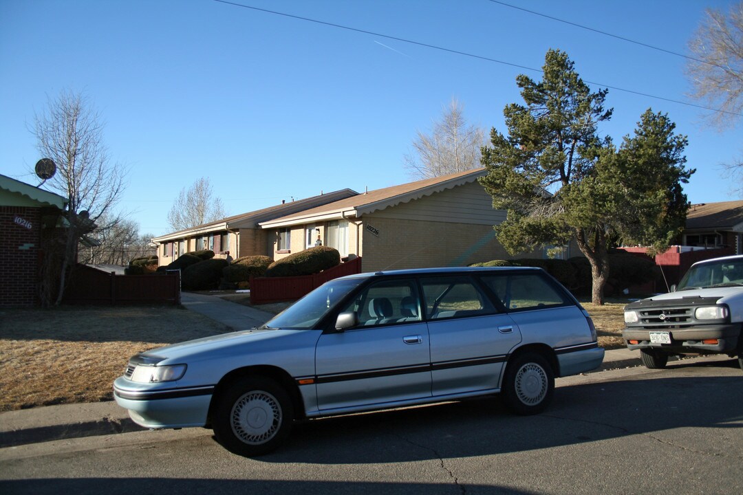 10226 W 59th Pl in Arvada, CO - Building Photo