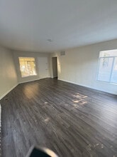 16 Pacheco St in San Rafael, CA - Building Photo - Building Photo