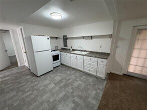 956 Slash Pine Rd in Forest Park, GA - Building Photo - Building Photo