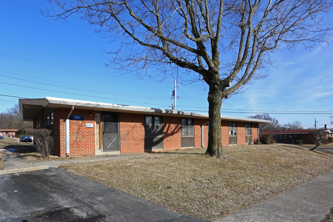 Alton Acres in Alton, IL - Foto de edificio