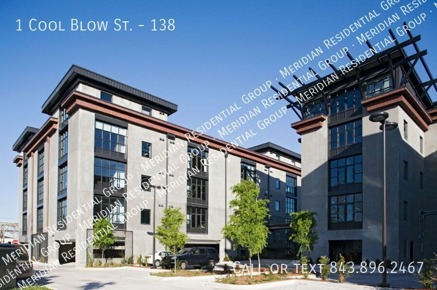 1 Cool Blow St in Charleston, SC - Foto de edificio