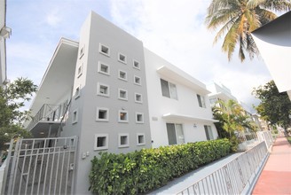 7330 Harding Ave in Miami Beach, FL - Building Photo - Other