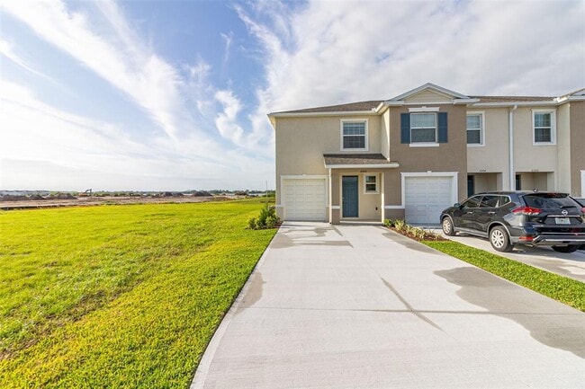 2206 Tay Wes Dr in St. Cloud, FL - Building Photo - Building Photo