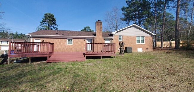 1994 Westcliff Rd in Fayetteville, NC - Building Photo - Building Photo