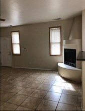 215 Vassar Dr SE in Albuquerque, NM - Building Photo - Building Photo