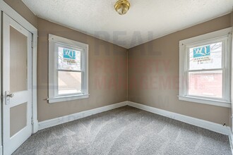 14001 Idarose Ave in Cleveland, OH - Foto de edificio - Building Photo