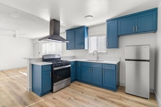 1431 Obispo Avenue in Long Beach, CA - Building Photo - Building Photo