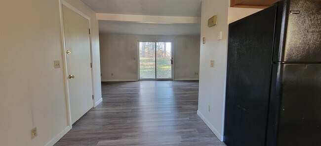 23 Old Stagecoach Rd in Epping, NH - Building Photo - Building Photo