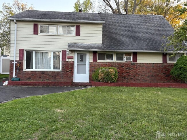 property at 1087 Woodruff St