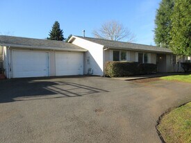 5112 Skyline Village Loop S in Salem, OR - Building Photo