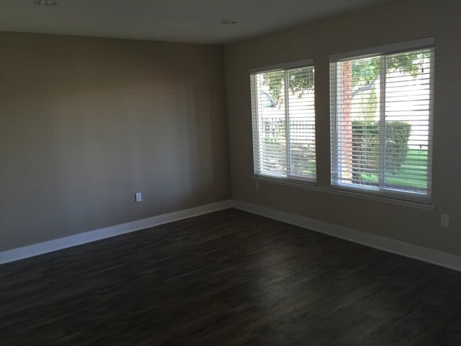 2929 Westchester Dr in Riverside, CA - Foto de edificio - Building Photo