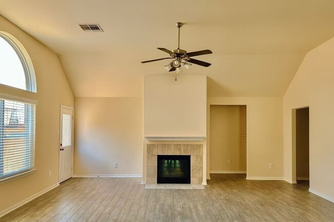 5222 Windy Plantation Dr
