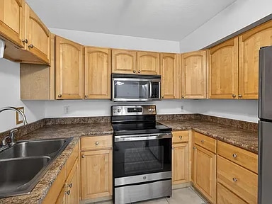 10330 N Military Trl in Palm Beach Gardens, FL - Building Photo - Building Photo