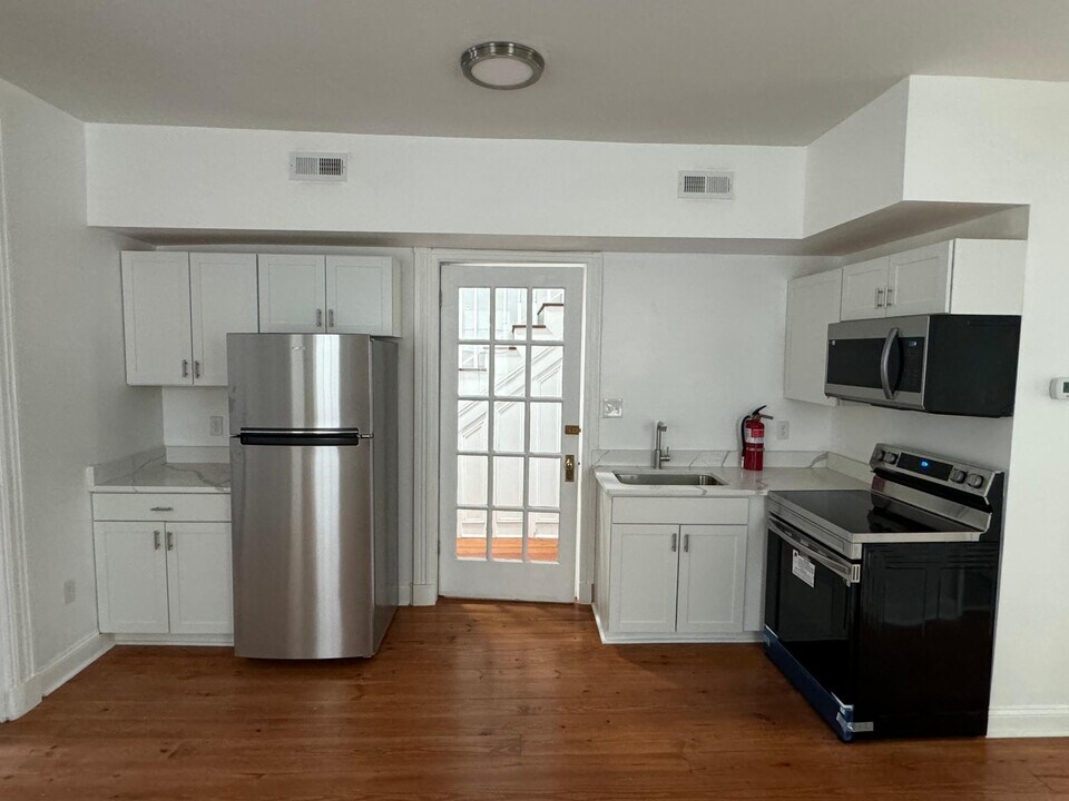 511 W Marshall St, Unit 101 in Richmond, VA - Foto de edificio