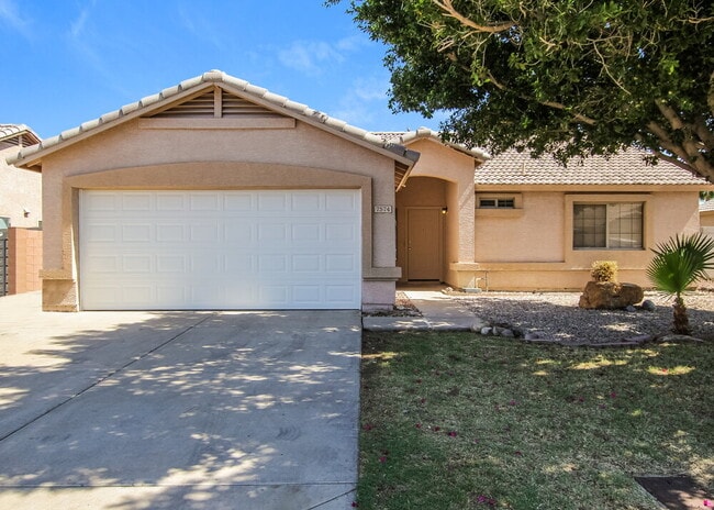 property at 7574 W Denton Ln