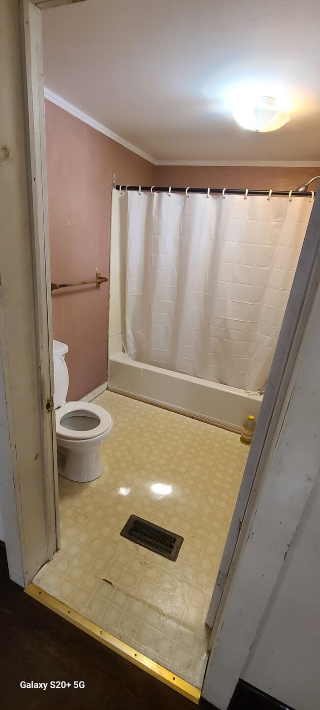 31 Neddo St in Whitehall, NY - Building Photo - Building Photo
