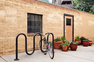 Park Aire Apartments in Denver, CO - Foto de edificio - Building Photo
