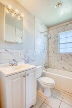 8116 Rogers Rd in El Paso, TX - Building Photo - Building Photo
