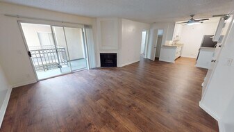 Regency Detroit Apartments in Los Angeles, CA - Building Photo