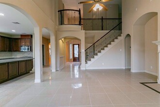 5603 Valley Country Ln in Sugar Land, TX - Building Photo - Building Photo