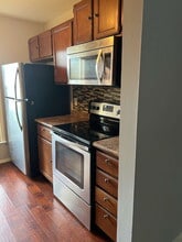 6 Astor Ct in Durham, NC - Building Photo - Building Photo