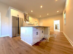 1112 Pegram St in Charlotte, NC - Building Photo - Building Photo