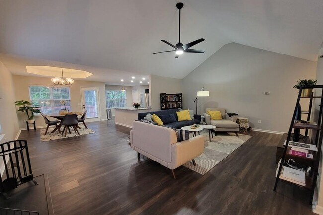 3110 Crest Ridge Cir SW in Marietta, GA - Building Photo - Building Photo